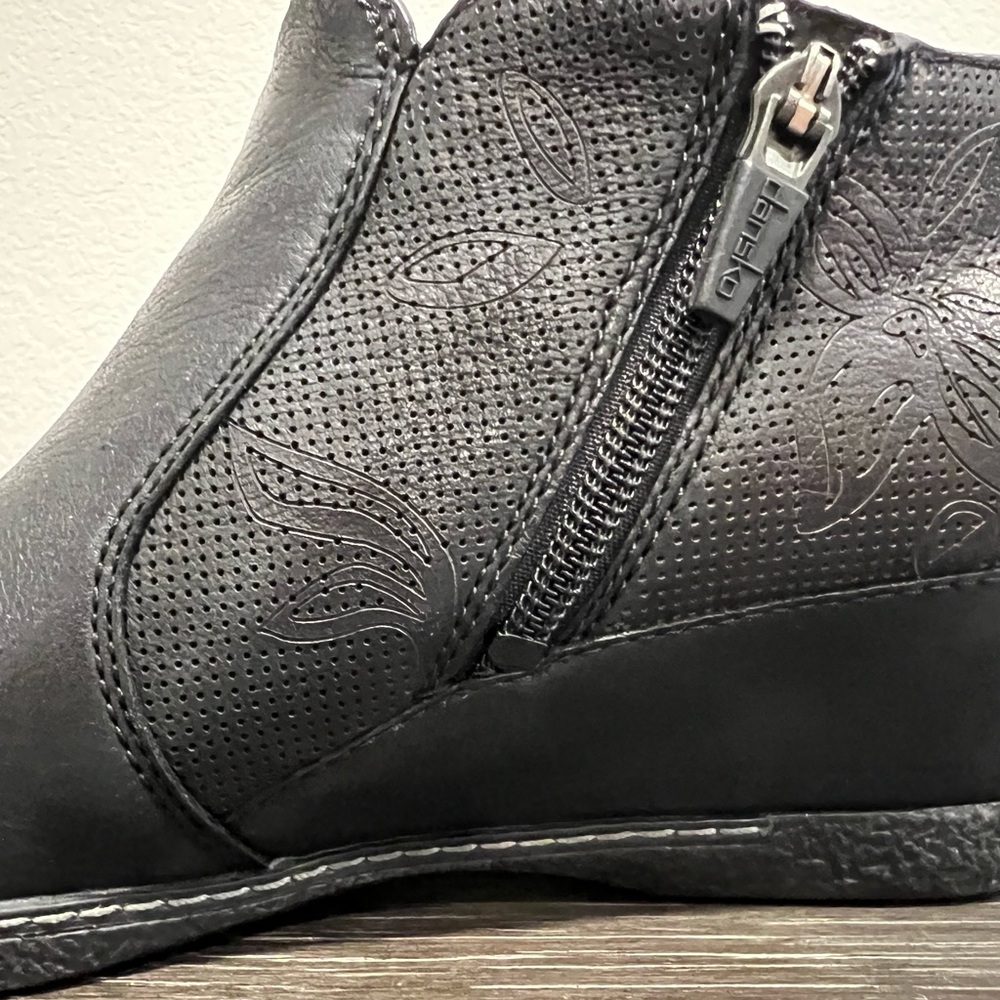 Dansko Black Ankle Boots EU 37 us 7 - Picture 6 of 8